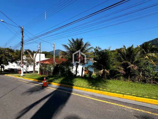 Terreno em condomínio fechado à venda no Santa Rita, Ubatuba  por R$ 3.500.000