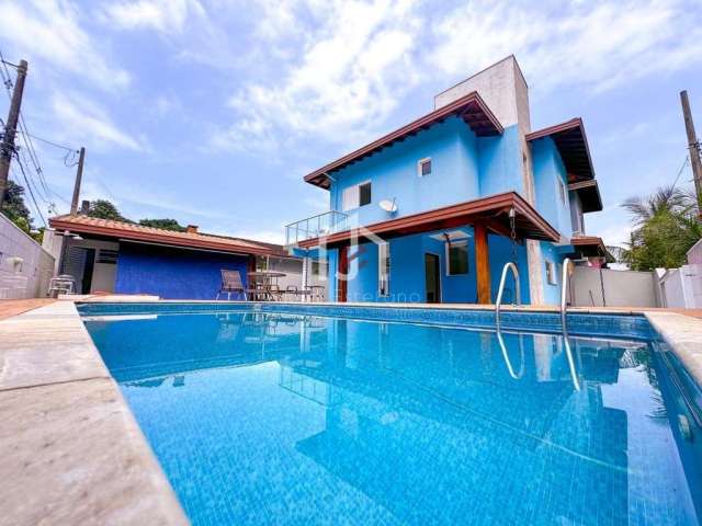 Casa em condomínio fechado com 3 quartos à venda na Praia da Lagoinha, Ubatuba  por R$ 1.520.000