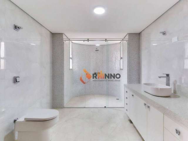 Apartamento Reformado com 4 quartos, 2 suítes, 266m² no Batel.