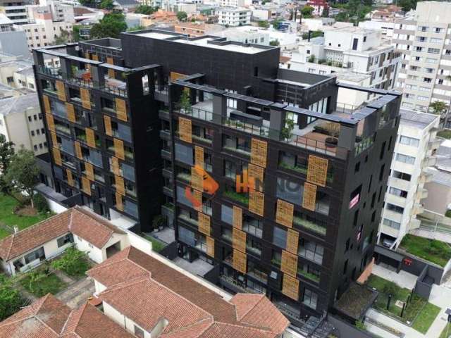 Apartamento Duplex com 3 suítes, 136m² no Alto da rua XV.