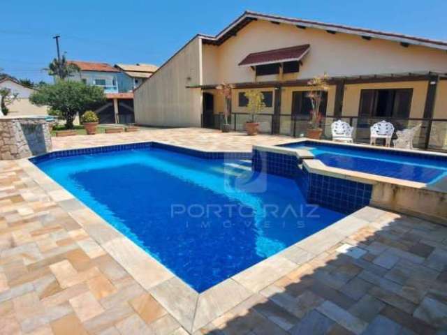 Casa com 5 dormitórios à venda, 198 m² por R$ 750.000,00 - Jardim Comendador - Itanhaém/SP