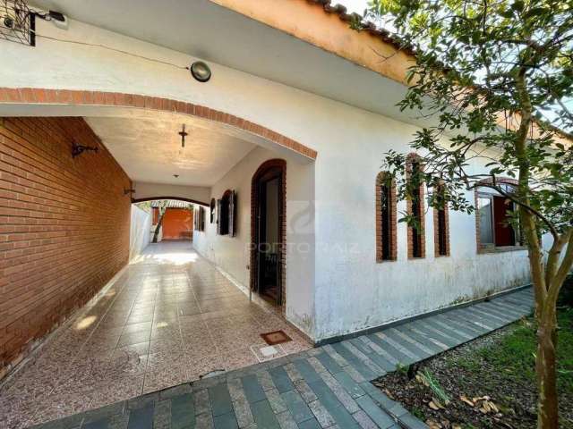 Casa com 3 dormitórios à venda, 148 m² por R$ 500.000,00 - Mosteiro - Itanhaém/SP