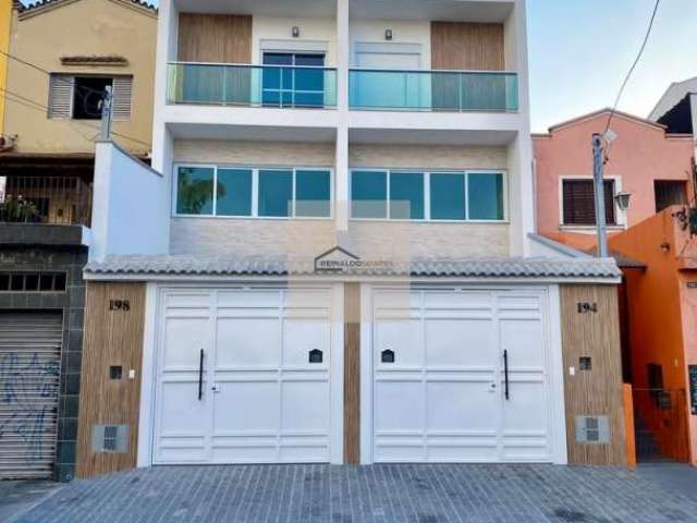 Sobrado com 240m² 3 suítes 4 vagas R$ 1.550,000