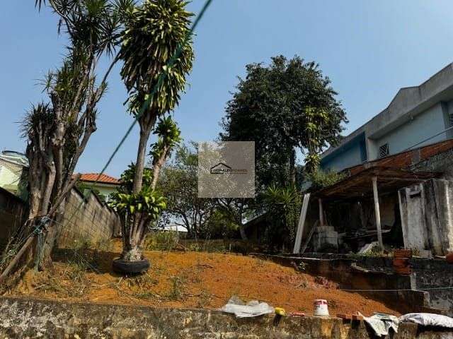 Terreno 550m² a venda na Vila Re R$ 1.300,00