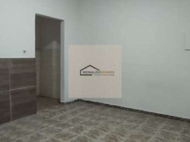 Casa com 50m² 1 dormitorios 1 sala 1 banheiro R$1.000.00