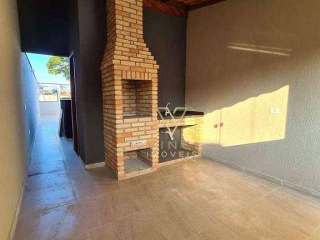 Lindo sobrado frontal novo à venda, com terraço gourmet e jacuzzi, localizado no bairro Cidade Patriarca, apenas 700 metros do metrô Patriarca (10 min