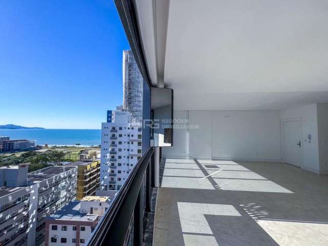 Apartamento quadra mar em meia praia, Meia Praia, Itapema - SC