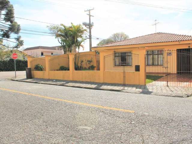 Casa para Venda em Curitiba, Cajuru, 5 dormitórios, 2 suítes, 3 banheiros, 3 vagas