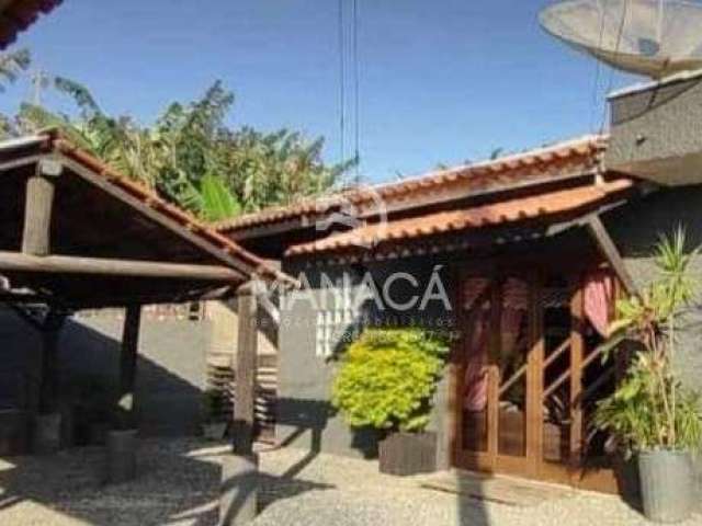 Casa a Venda com três quartos sendo um suíte