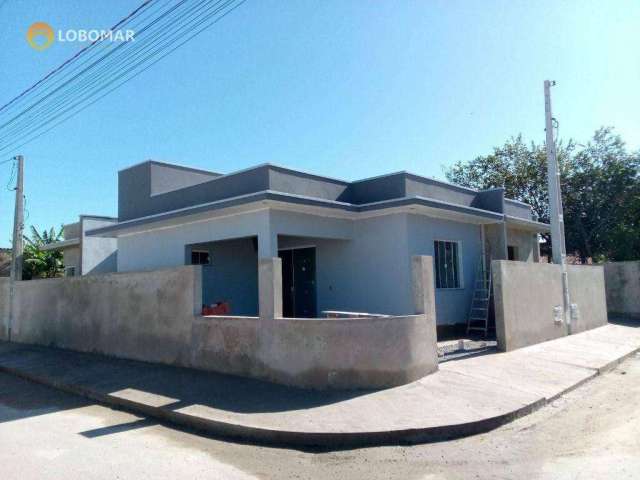 Casa com 2 dormitórios à venda, 55 m² por R$ 320.000,00 - Armação - Penha/SC