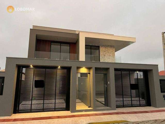 Sobrado à venda, 132 m² por R$ 945.000,00 - Centro - Navegantes/SC