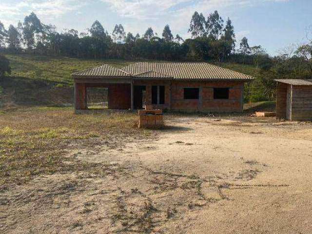 Chácara com casa em construção,3 dormitórios à venda, 2700 m² por R$ 700.000 - Encruzilhada de Medeiros - Barra Velha/SC