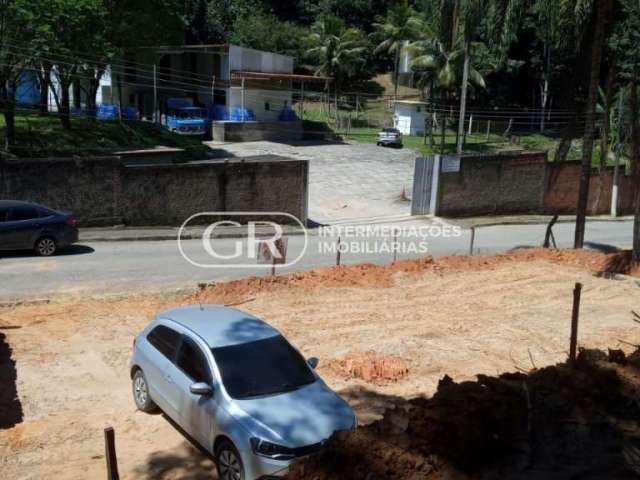 Terreno à venda no Santa Rita de Cássia, Barra Mansa  por R$ 250.000