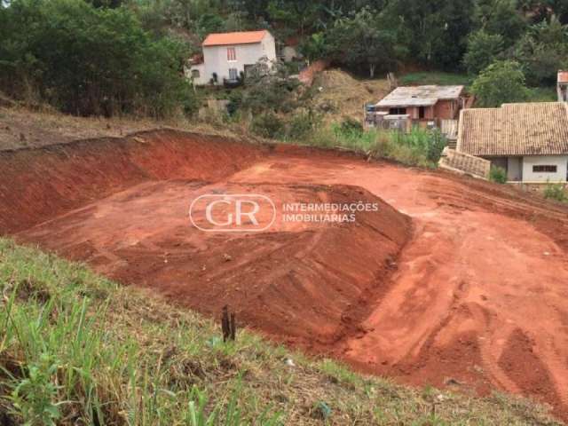 Terreno à venda no Planalto do Sol, Pinheiral  por R$ 170.000