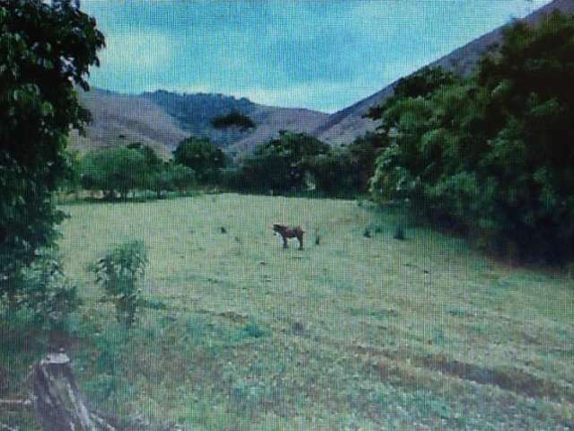 Fazenda à venda no São José do Turvo, Barra do Piraí , 820000 m2 por R$ 2.500.000