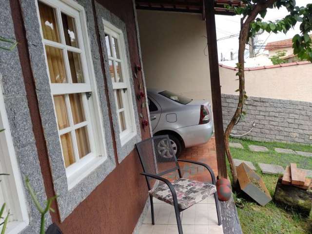 Casa com 3 quartos à venda no Jardim Belvedere, Volta Redonda  por R$ 690.000