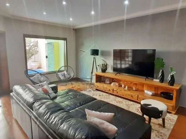 Casa com 4 quartos à venda na Coronel Jose Pedro de Oliveira, 0287, Jardim Faculdade, Sorocaba, 257 m2 por R$ 990.000