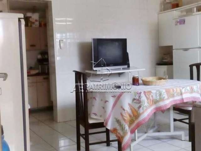 Casa com 3 quartos à venda na Atilio Silvano, 113, Jardim Maria Eugênia, Sorocaba por R$ 450.000