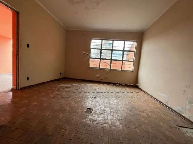 Casa com 4 quartos à venda na Gustavo Magalhães, 153, Jardim Faculdade, Sorocaba, 308 m2 por R$ 550.000