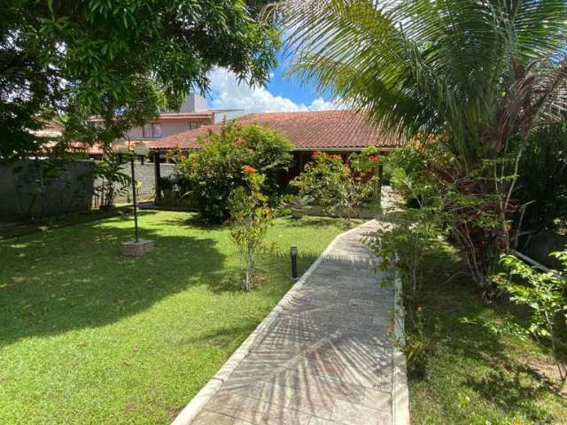 Casa com 4 dormitórios à venda, 260 m² por R$ 750.000,00 - Aldeia - Camaragibe/PE