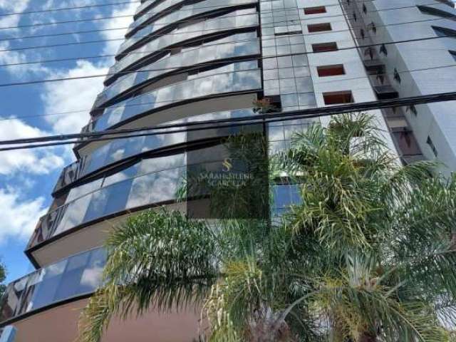 Apartamento Alto Padrão com 320 m com 5 vagas de garagem livres