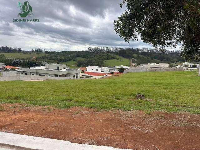 Terreno em Condomínio Fechado com 600m2 a 6 km do centro !