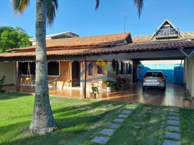 Casa para Venda em Saquarema, Gravata, 3 dormitórios, 1 suíte, 2 banheiros, 3 vagas