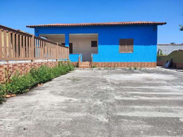 Casa para Venda em Saquarema, Boqueirão, 3 dormitórios, 2 suítes, 3 banheiros, 2 vagas