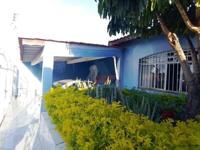 CASA TERREA NO JD SÃO LOURENÇO, TERRENO 250m², 3 DORMS SENDO (1STE)