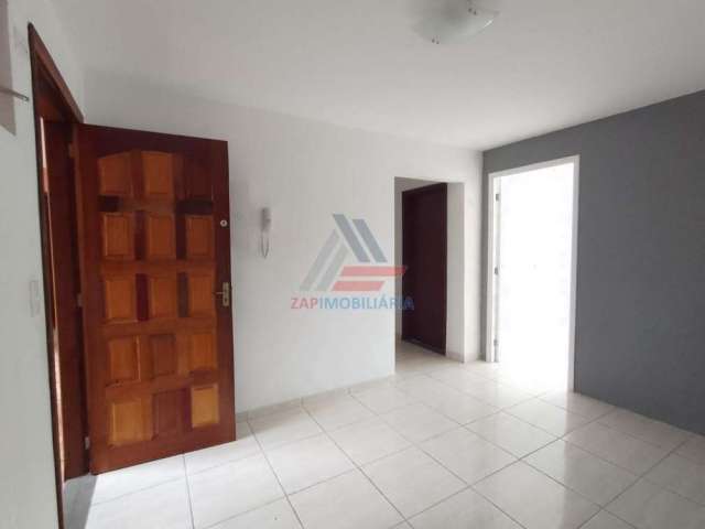 Apartamento ( kitnet) no centro,1 dor, sla e coz, perto da praça central, 1 dorm. com elevador