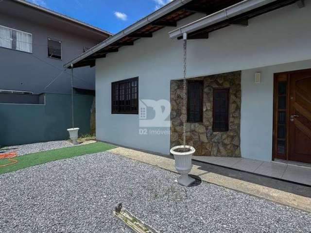 Casa Semimobiliada | Chico de Paulo | 3 quartos (1 suíte) | 115m²