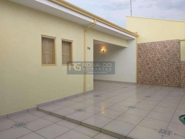 Casa para Venda em Araras, Jardim Luiza Maria, 3 dormitórios, 1 suíte, 1 banheiro, 2 vagas