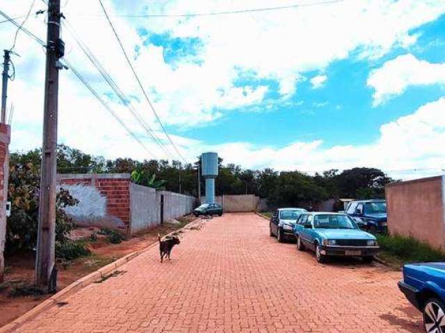 Lote de 400 metros em condomínio na Ponte Alta