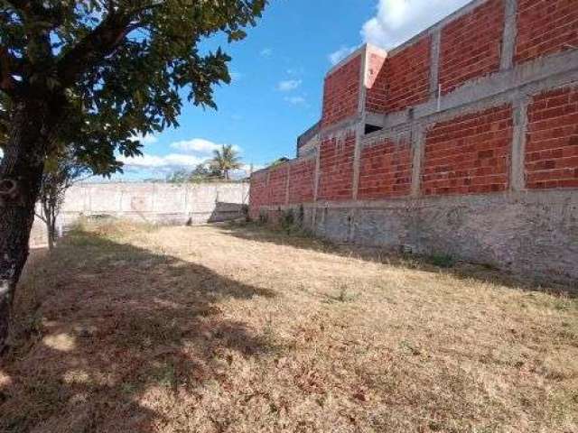 Lote de 250 metros na Vicente Pires fica a 500 metros do Taguá parque