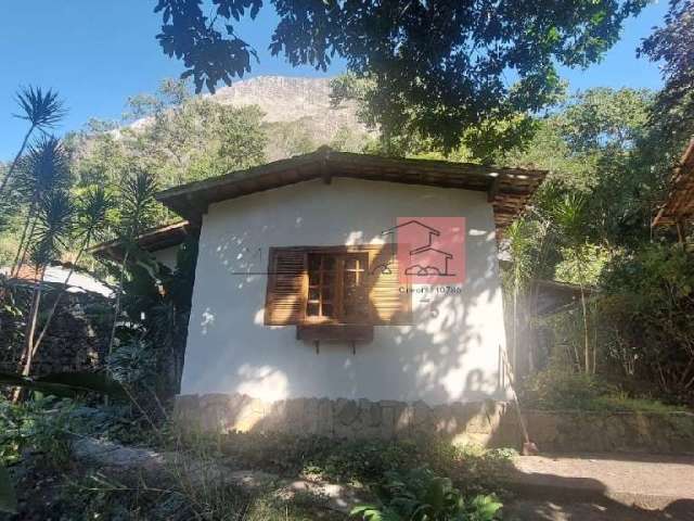 Casa para Venda em Maricá/RJ - 4 Dorm. 213 m2 Área Útil