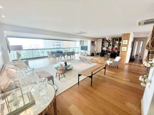 Apartamento No Horto Florestal com 3 quartos e 3 suítes, 235,00 m² à venda por R$ 2.700.000,00