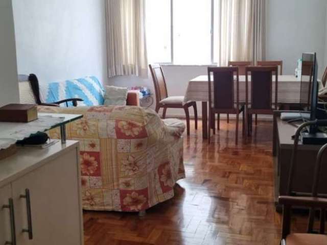 Apartamento na Pituba com 3 quartos sendo 1 suíte, 81m² à venda por R$ 320.000,00