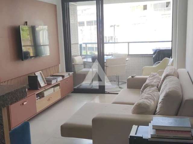 Apartamento na Ondina PORTEIRA FECHADA com 1 quarto, 45m² à venda por R$ 500.000,00