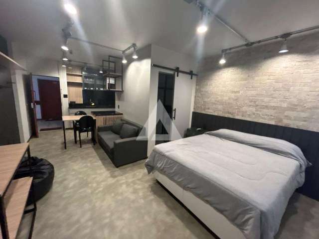 Studio na Barra PORTEIRA FECHADA, 32m² à venda por R$ 445.000,00