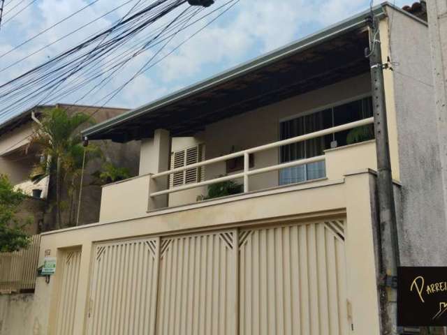 Casa à venda no bairro Jardim Almeida - São João da Boa Vista/SP