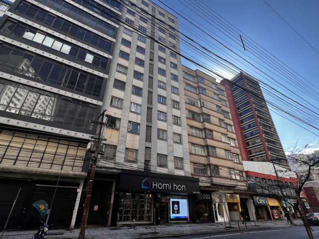 Apartamento com 2 quartos  para alugar, 98.30 m2 por R$1500.00  - Centro - Curitiba/PR