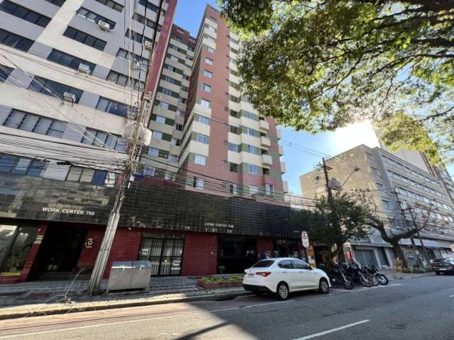 Kitinet com 1 quarto  para alugar, 18.96 m2 por R$1200.00  - Centro - Curitiba/PR