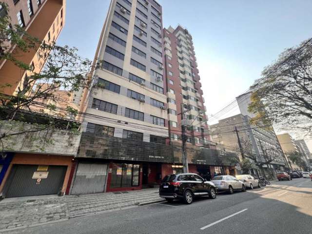 Conjunto Comercial para alugar, 27.60 m2 por R$900.00  - Centro - Curitiba/PR