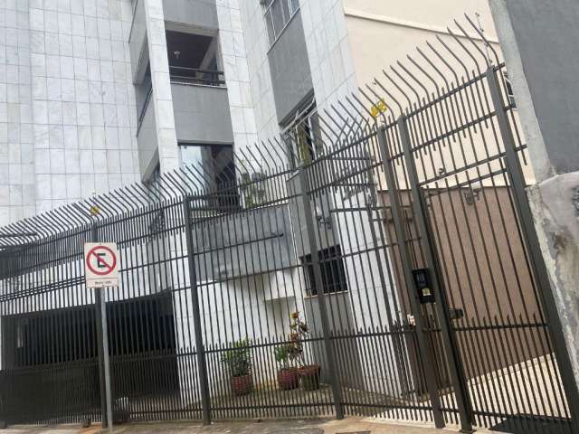 Lindo apartamento 2/4 bem localizado. Próximo ao centro