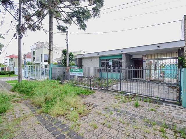 Casa comercial no Alto da Rua XV de 292m²