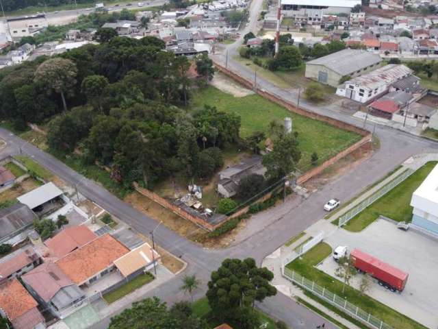 Terreno no Pinheirinho, de 1110 m²