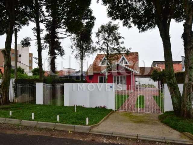 Casa em São José dos Pinhais, de 100,00m² com 4 quartos