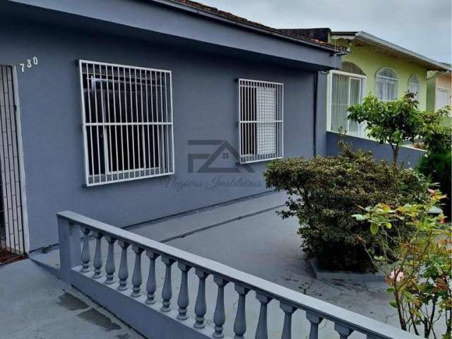 Casa a venda no bairro Ipiranga em São José / SC