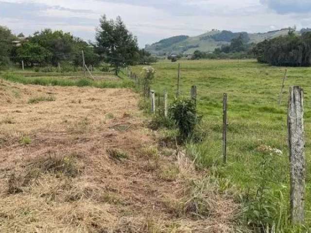 Terreno rural de esquina com luz e fibra ótica prox iasd campestre