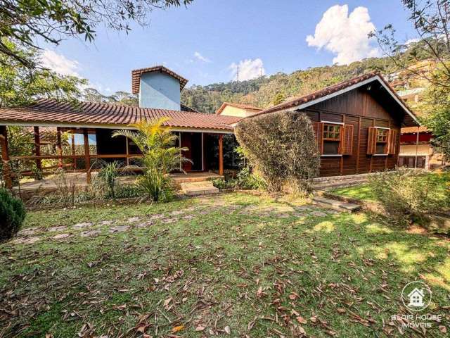 Casa em condomínio com 3 quartos, 133m2 à venda por R$680.000 em Teresópolis